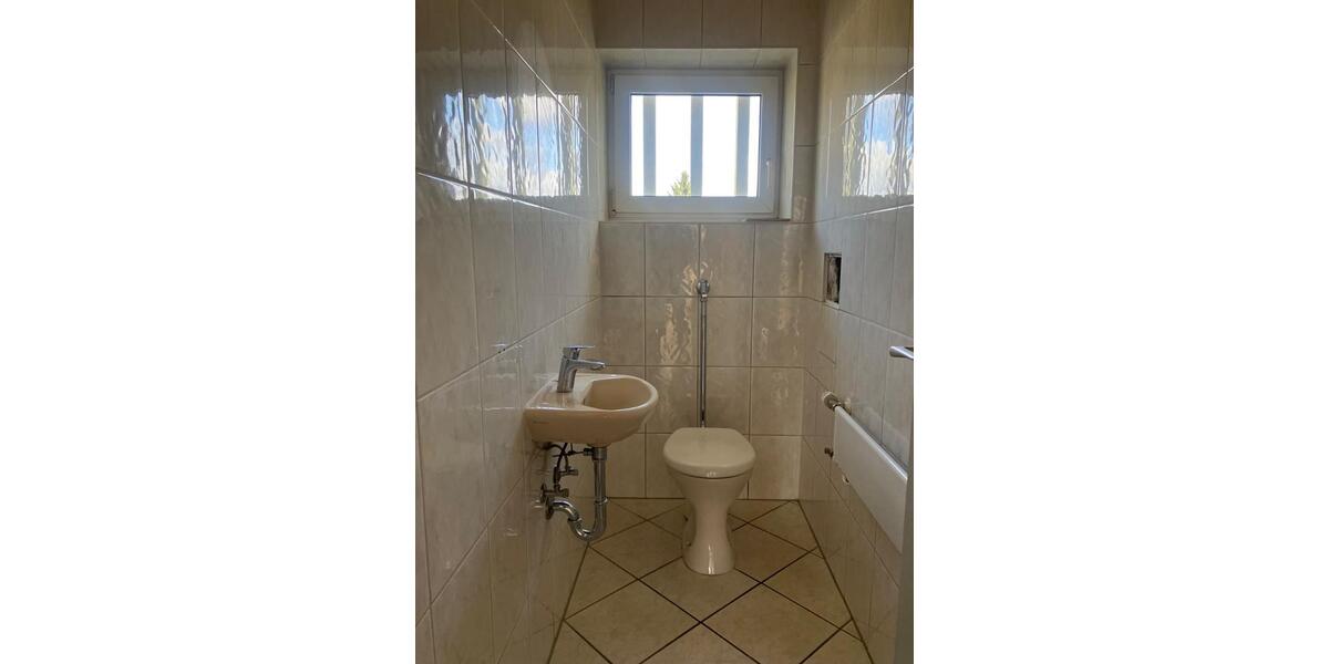 Etagenwohnung Mehlmeisel - 2 Zimmer, 68 m&sup2;, 410&euro; | Angebot:25995143