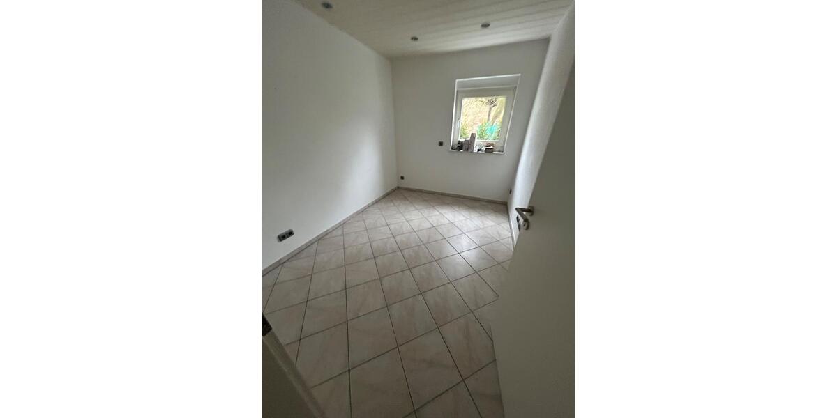 Einfamilienhaus Neudrossenfeld - 5 Zimmer, 107 m&sup2;, 325.000&euro; | Angebot:26069232