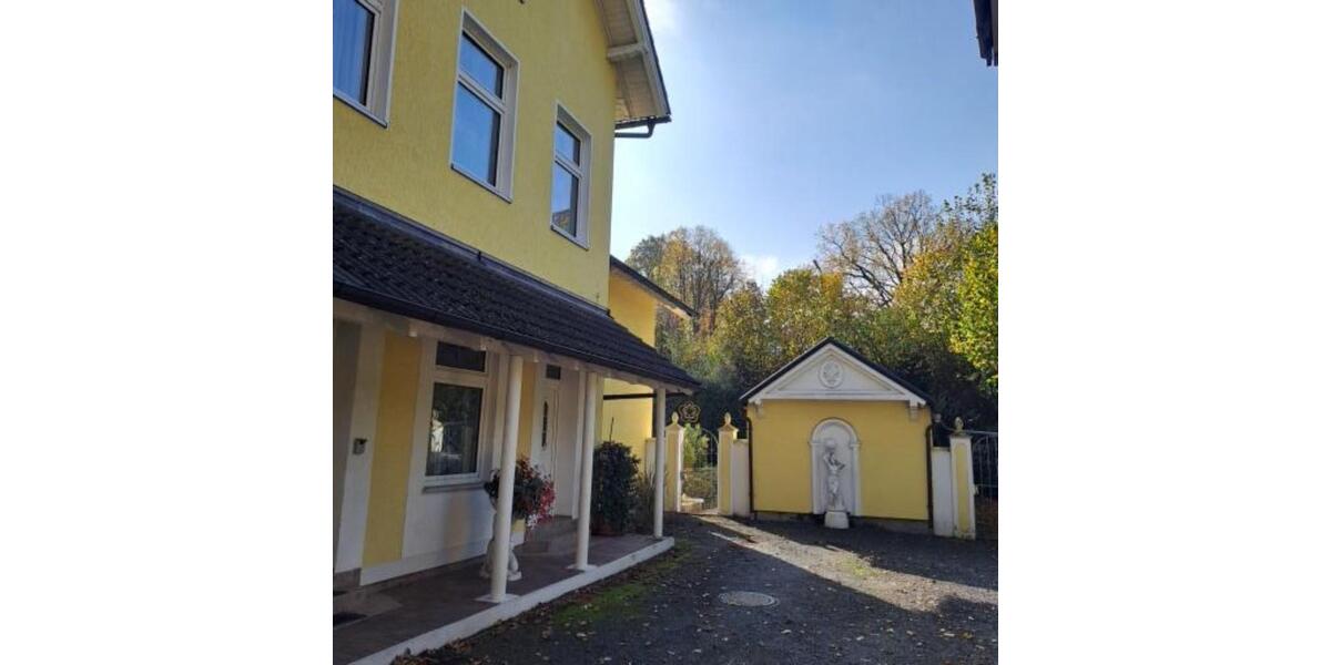 Einfamilienhaus Marktschorgast - 10 Zimmer, 320 m&sup2;, 395.000&euro; | Angebot:25355820