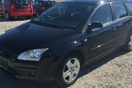 Ford Focus Style,Tempomat ,Klima,Tüv Neu! 321.000 km 2.000 &euro; Himmelkron 95502