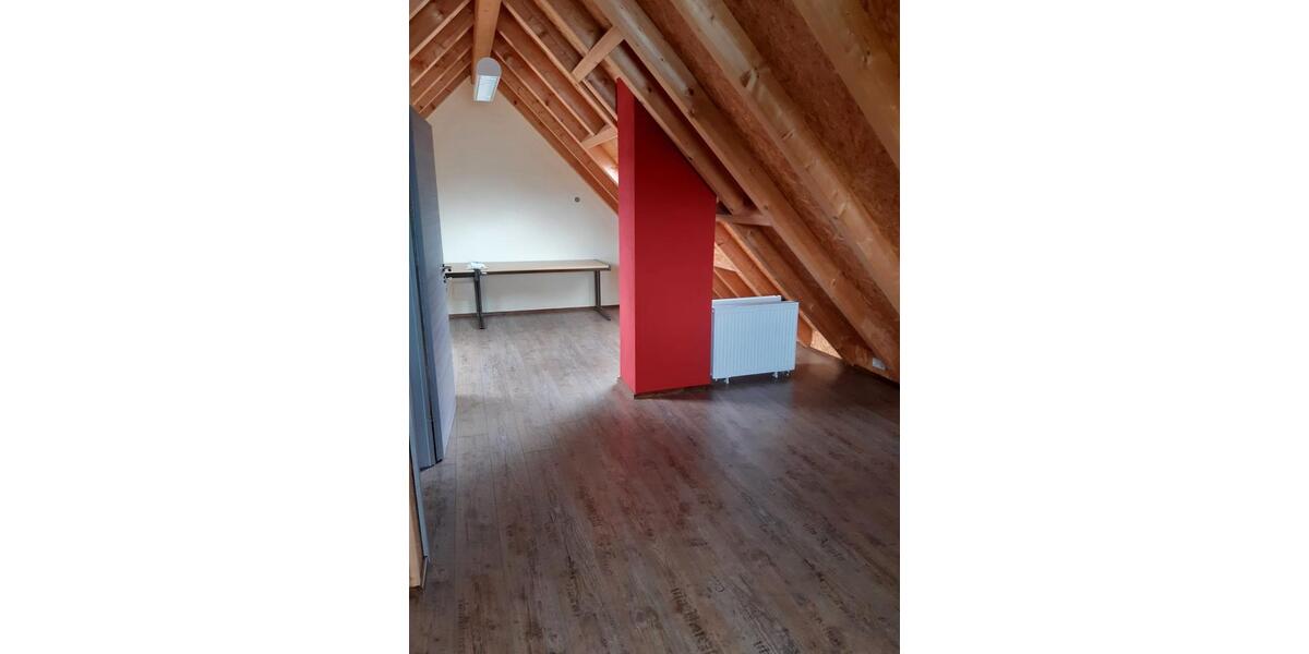 Doppelhaushälfte Eschenbach in der Oberpfalz - 14 Zimmer, 123 m&sup2;, 1.900&euro; | Angebot:26503618
