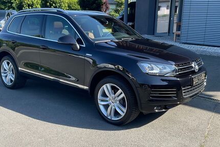 VW Touareg 144.608 km 18.950 &euro; Creussen 95473