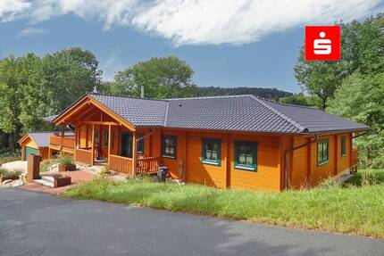 Haus Weidenberg Lessau - 8 Zimmer, 400 m&sup2;, 935.000&euro; | Angebot:25673836