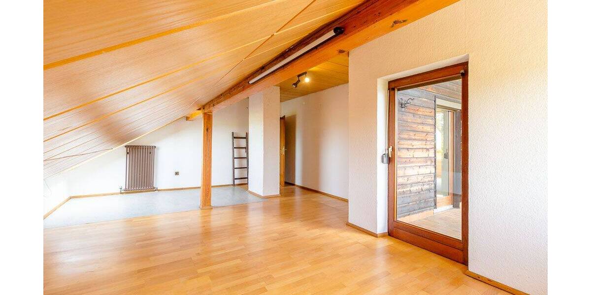 Einfamilienhaus Eckersdorf - 7 Zimmer, 175 m&sup2;, 478.000&euro; | Angebot:26501286