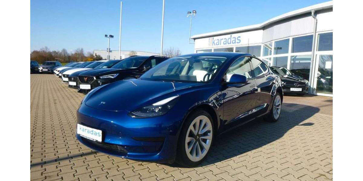 Tesla Model 3 64.018 km 27.400 &euro; Bayreuth 95448