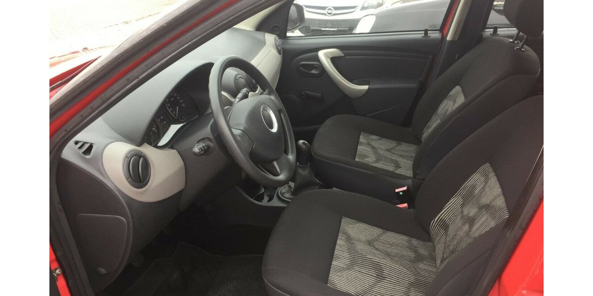 Dacia Sandero Ambiance 135.000 km 3.900 &euro; Himmelkron 95502