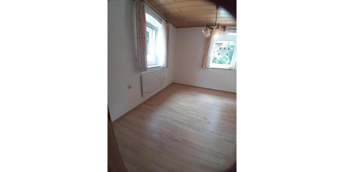 Doppelhaushälfte Warmensteinach - 2 Zimmer, 52 m&sup2;, 390&euro; | Angebot:26031857
