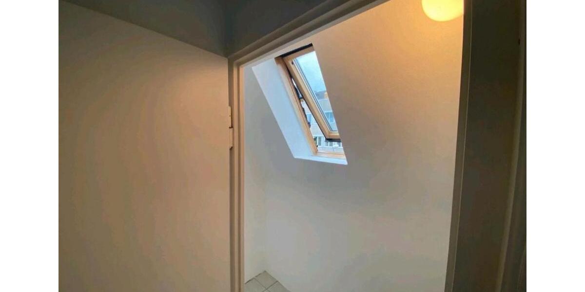 Dachgeschoßwohnung Bayreuth City - 2 Zimmer, 65 m&sup2;, 680&euro; | Angebot:26694040