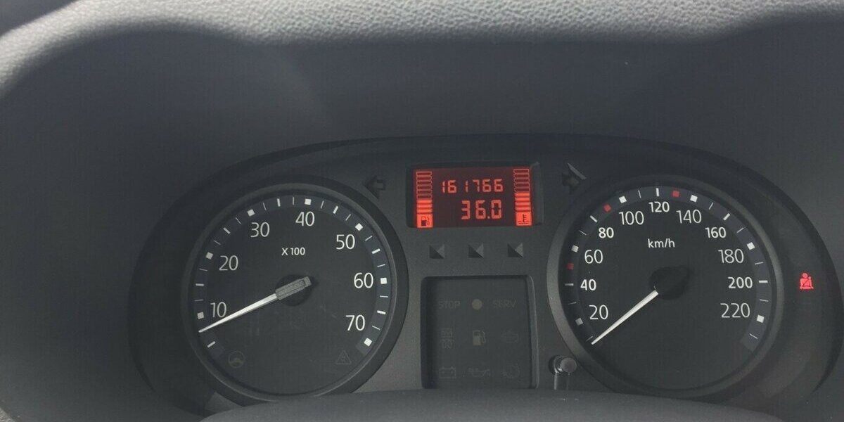 Renault Clio Campus YAHOO,8 Fach Bereift,Tüv Neu! 161.000 km 3.750 &euro; Himmelkron 95502