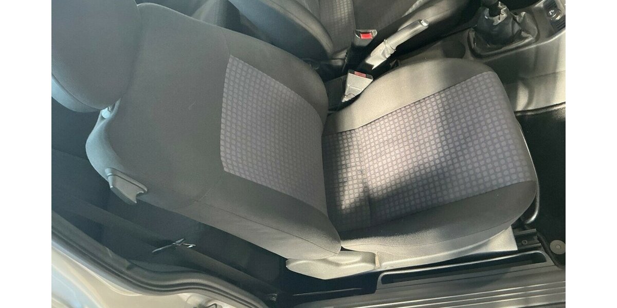 Opel Corsa Edition,Klima,Alu, usw. ! 200.000 km 2.450 &euro; Himmelkron 95502