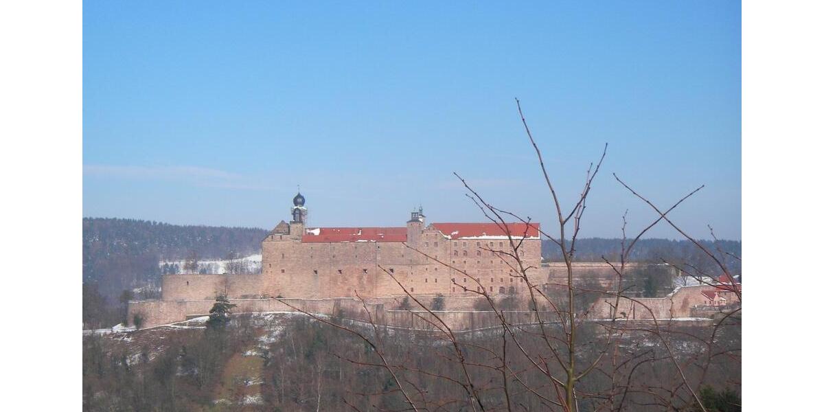 Villa Kulmbach Blaich - 9 Zimmer, 250 m&sup2;, 1.999&euro; | Angebot:24450928