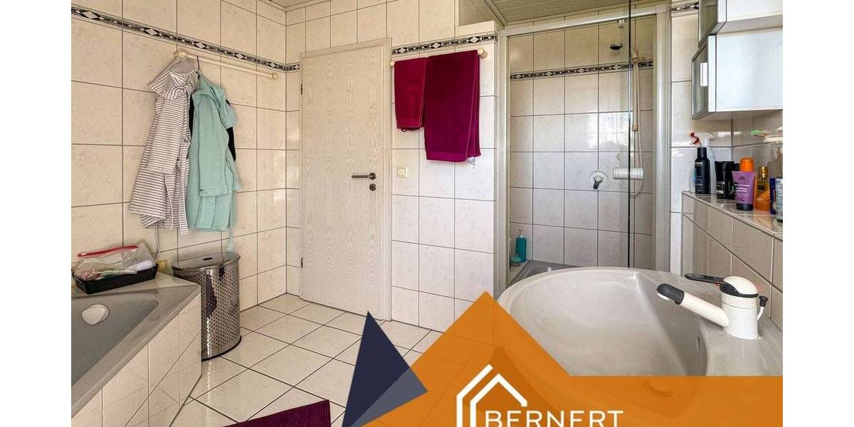 Doppelhaushälfte Kulmbach Burghaig - 7 Zimmer, 198 m&sup2;, 475.000&euro; | Angebot:26219278