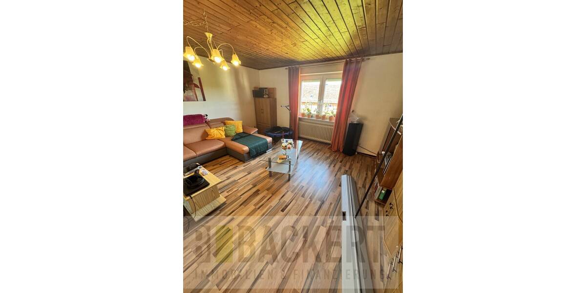 Mehrfamilienhaus, Wohnhaus Mainleus Danndorf - 7 Zimmer, 204 m&sup2;, 320.000&euro; | Angebot:25669761