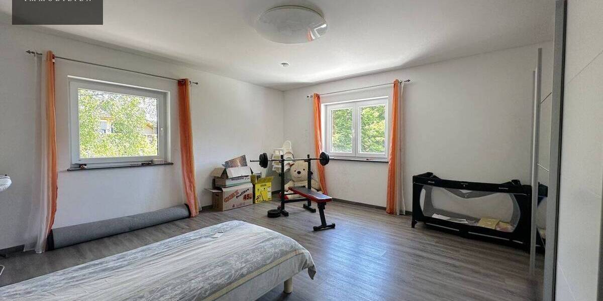 Einfamilienhaus Pegnitz - 7 Zimmer, 232 m&sup2;, 589.000&euro; | Angebot:26766676