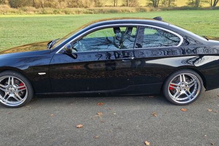 BMW 330 201.000 km 9.499 &euro; Gössweinstein 91327