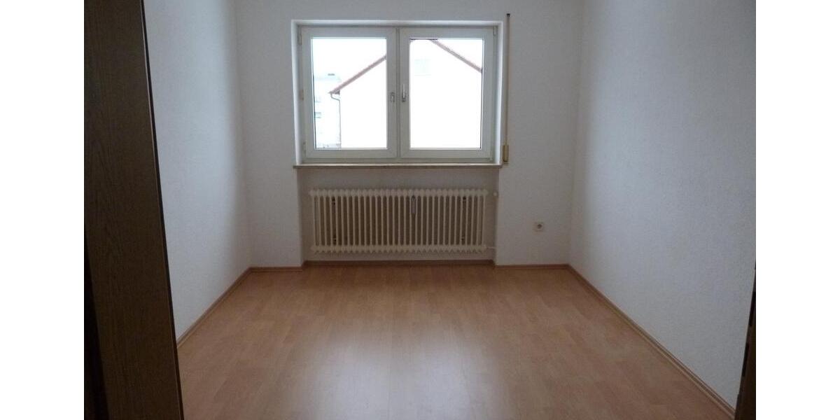 Etagenwohnung Gefrees Böseneck - 2.5 Zimmer, 63 m&sup2;, 480&euro; | Angebot:26037694