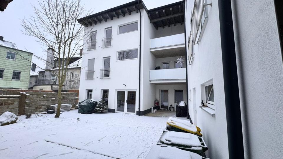 Etagenwohnung Weißenstadt - 3 Zimmer, 73 m&sup2;, 670&euro; | Angebot:25951742
