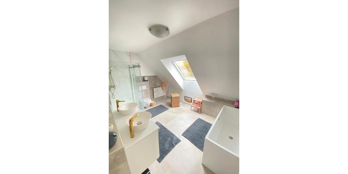 Einfamilienhaus Eschenbach in der Oberpfalz - 7 Zimmer, 186 m&sup2;, 539.000&euro; | Angebot:25047431