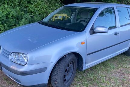 VW Golf 116.380 km 1.890 &euro; Gößweinstein 91327