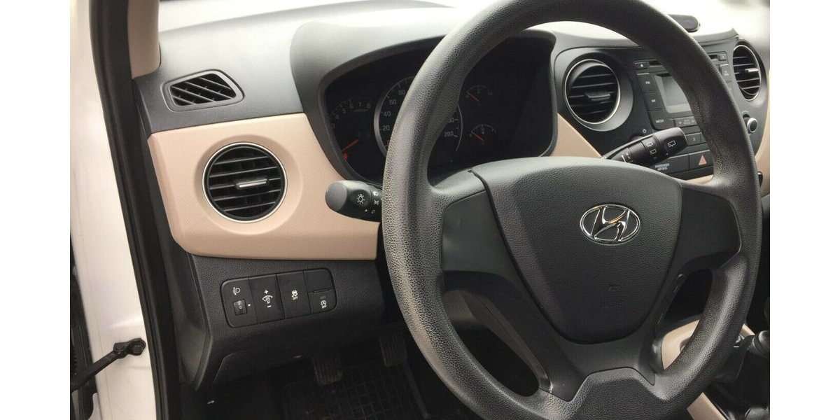 Hyundai i10 Klima,8 Fach Bereift ! 120.000 km 4.950 &euro; Himmelkron 95502