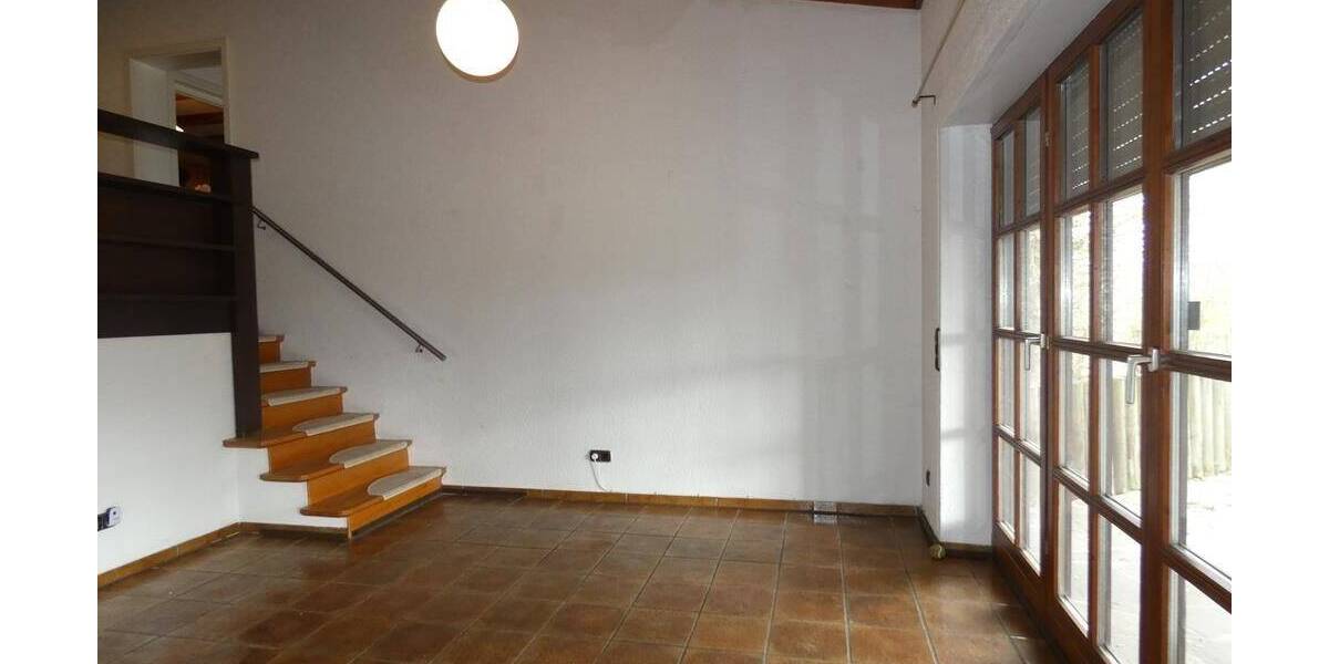 Einfamilienhaus Auerbach - 9 Zimmer, 264 m&sup2;, 650.000&euro; | Angebot:26276316