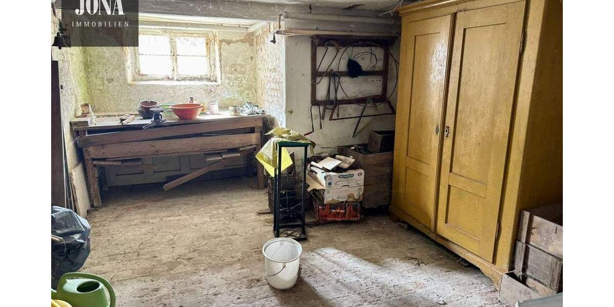 Doppelhaushälfte Kulmbach Blaich - 8 Zimmer, 160 m&sup2;, 189.000&euro; | Angebot:25665686