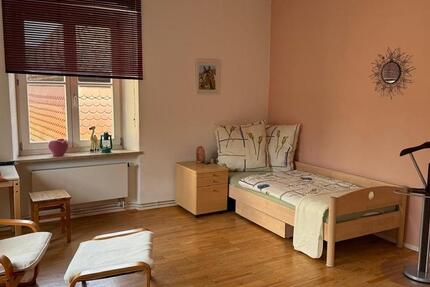 Wohnung Weidenberg - 2 Zimmer, 35 m&sup2;, 400&euro; | Angebot:22955753