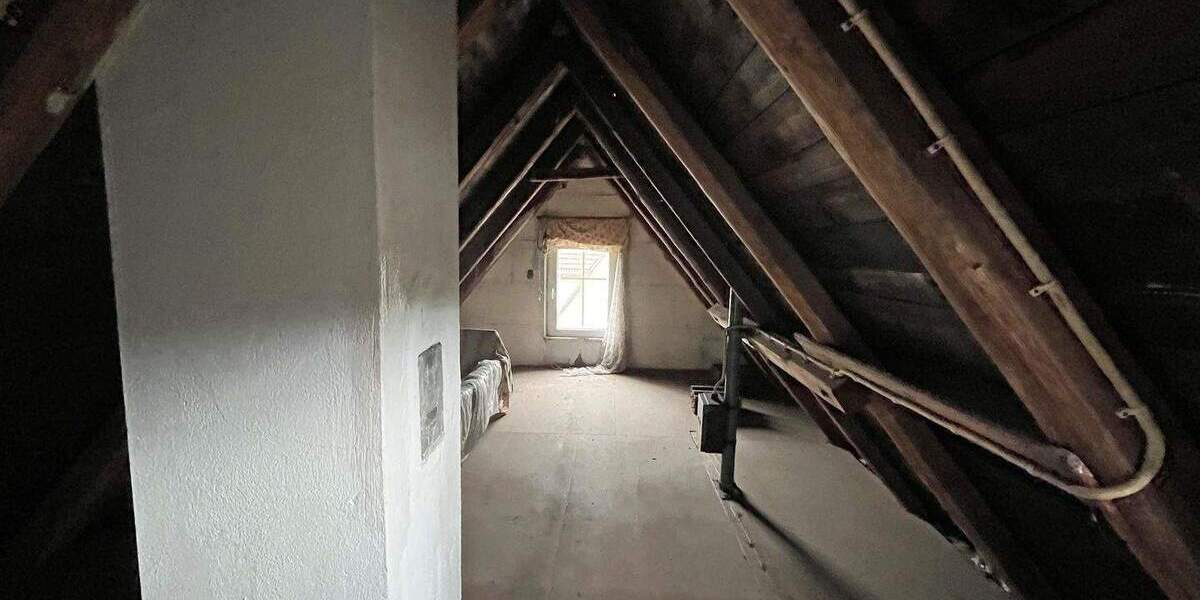 Einfamilienhaus Untersteinach - 6 Zimmer, 110 m&sup2;, 109.000&euro; | Angebot:25707348