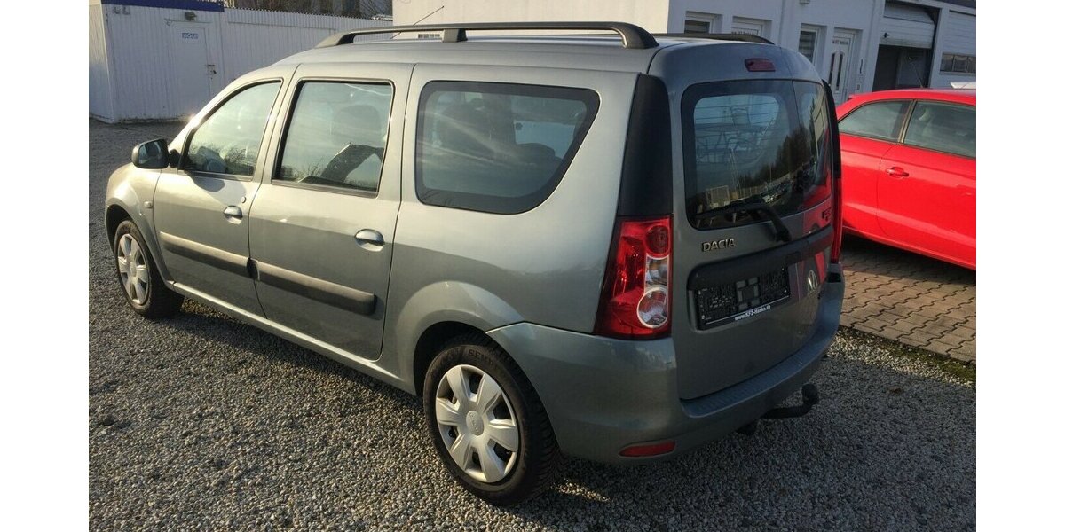 Dacia Logan MCV,Laureate 1.5 dCi,el.Fh,AHK,Tüv Neu! 174.000 km 4.200 &euro; Himmelkron 95502