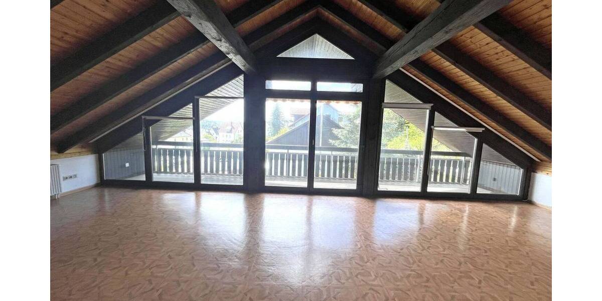 Einfamilienhaus Kulmbach Burghaig - 9 Zimmer, 277 m&sup2;, 399.000&euro; | Angebot:26733631