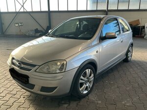 Opel Corsa Edition,Klima,Alu, usw. ! 200.000 km 2.450 &euro; Himmelkron 95502