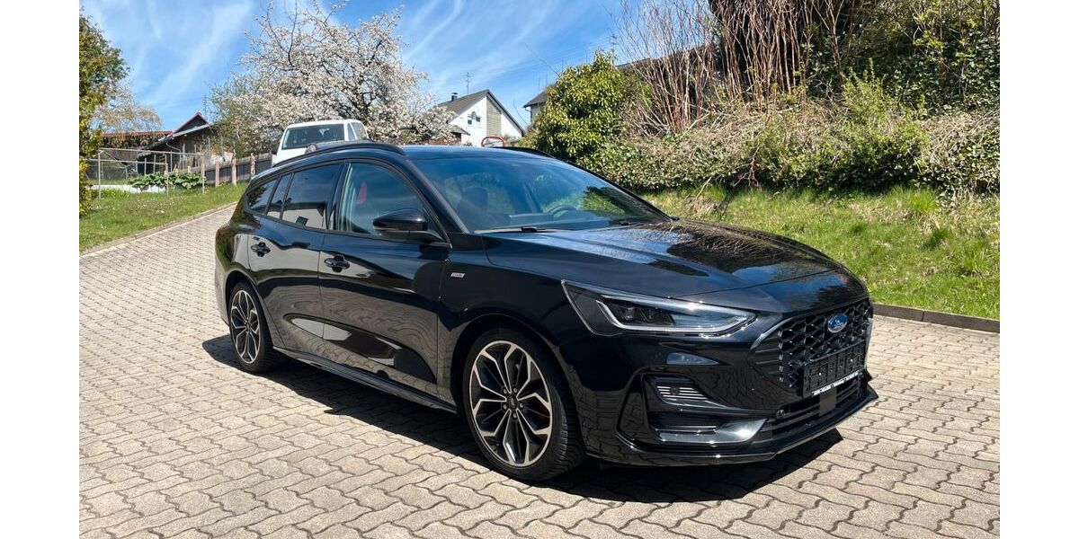 Ford Focus 13.850 km 24.500 &euro; Fichtelberg 95686