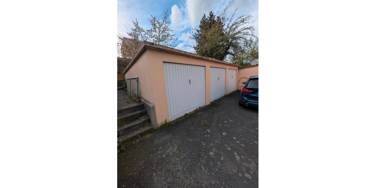 Etagenwohnung Bayreuth Altstadt - 4 Zimmer, 100 m&sup2;, 290.000&euro; | Angebot:27544070