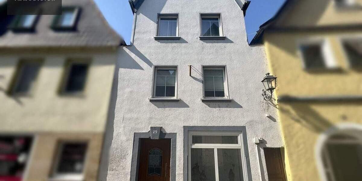 Einfamilienhaus Kulmbach Blaich - 7 Zimmer, 153 m&sup2;, 359.000&euro; | Angebot:25895989