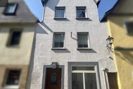 Haus Kulmbach Blaich - 7 Zimmer, 153 m&sup2;, 359.000&euro; | Angebot:25895989