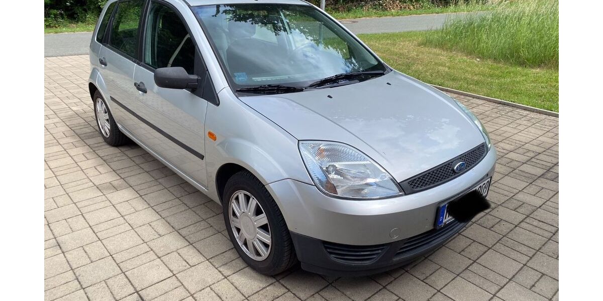 Ford Fiesta 104.000 km 1.990 &euro; Gößweinstein 91327