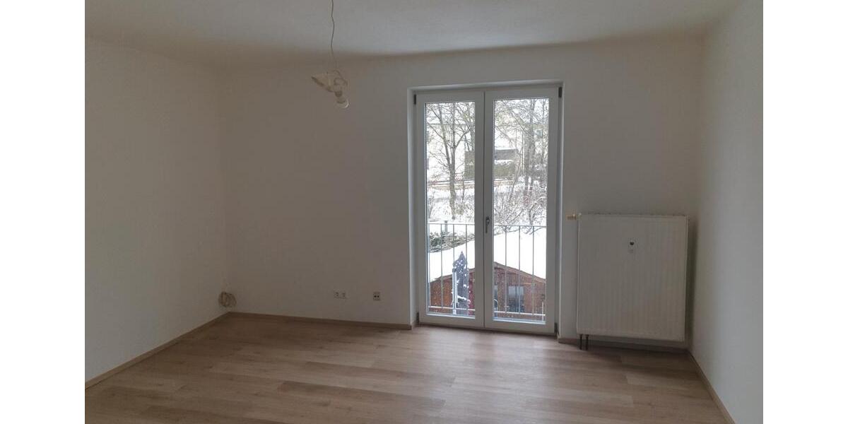 Etagenwohnung Speichersdorf - 3 Zimmer, 80 m&sup2;, 190.000&euro; | Angebot:25989010