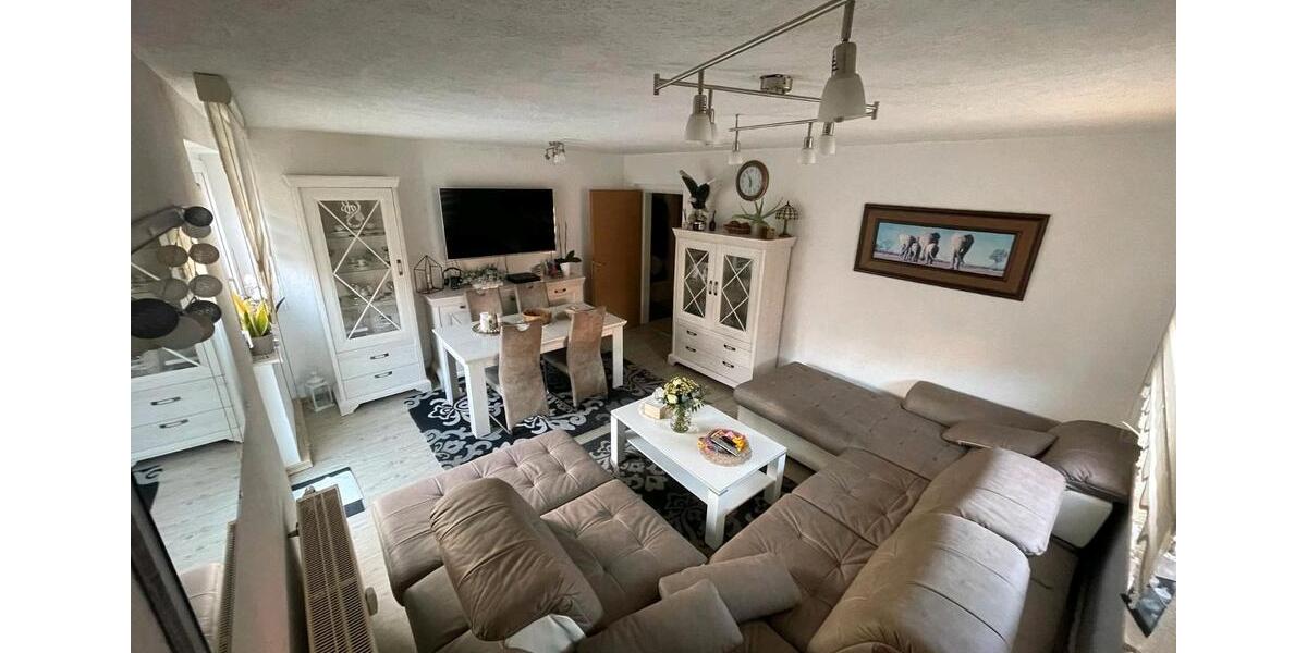 Etagenwohnung Bad Berneck im Fichtelgebirge - 4 Zimmer, 81 m&sup2;, 179.000&euro; | Angebot:27179582