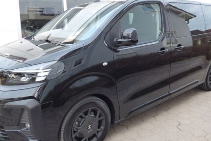 Opel Zafira Life 1.500 km 39.490 &euro; Ahorntal 95491