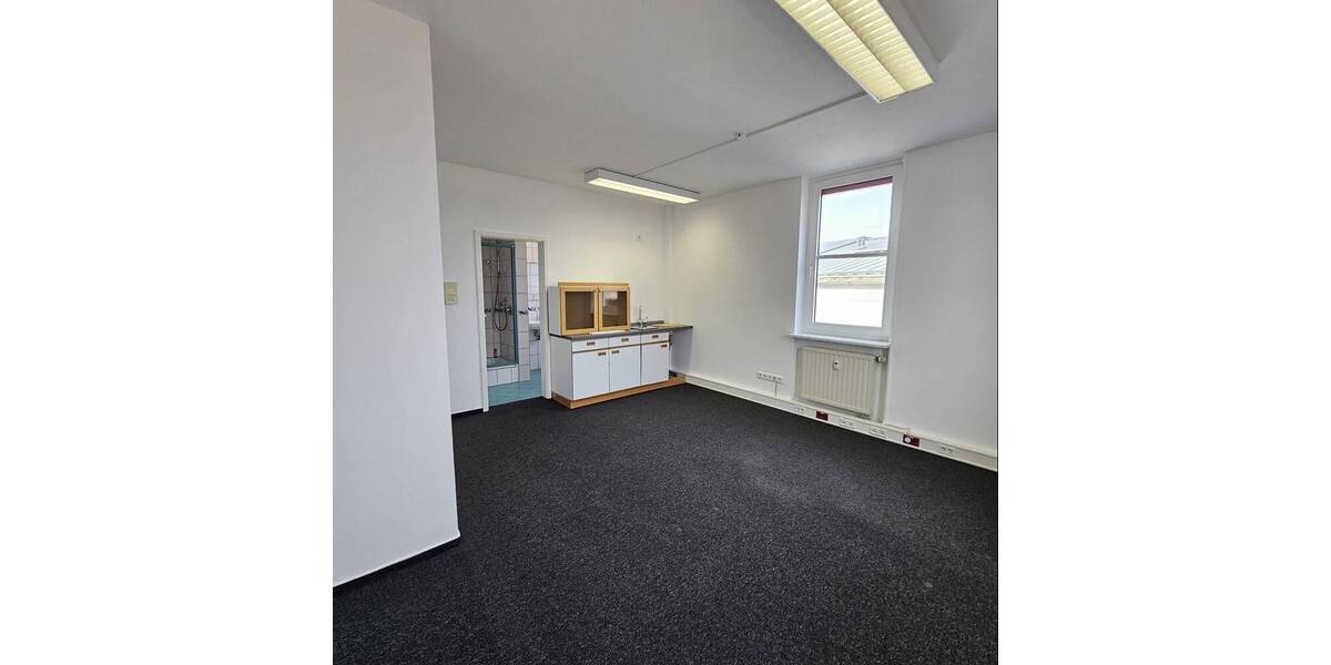 Gewerbeobjekt Bayreuth Oberkonnersreuth - 800&euro; | Angebot:25685025