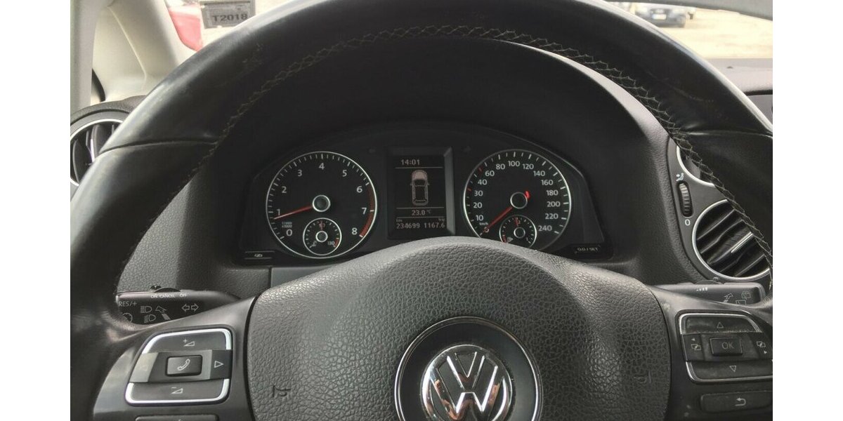 VW Golf Plus Style,Klimaaut.,Sitzh.,Temp.,Tüv Neu! 234.000 km 4.800 &euro; Himmelkron 95502
