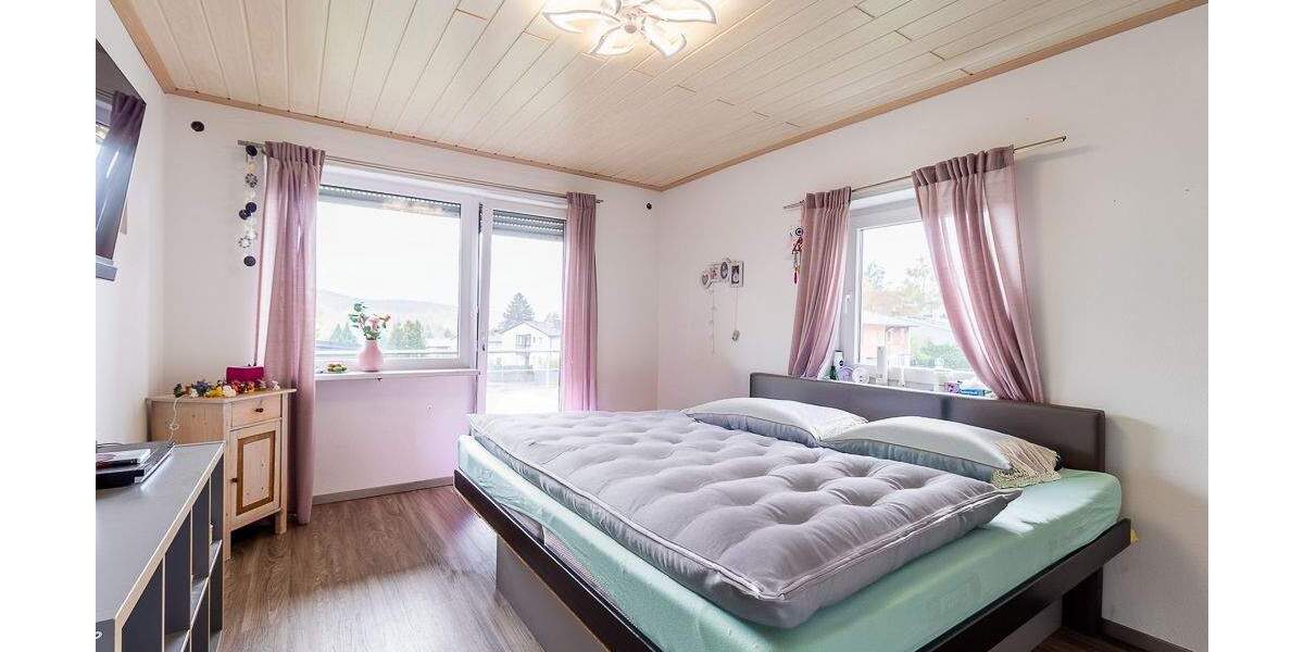 Einfamilienhaus Bayreuth / Meyernberg Meyernberg - 6 Zimmer, 250 m&sup2;, 735.000&euro; | Angebot:25777122