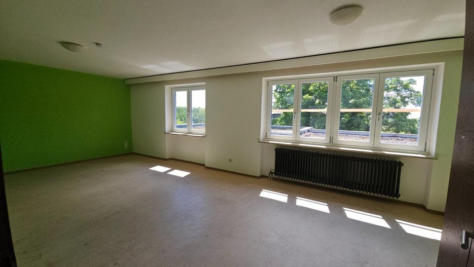 Etagenwohnung Immenreuth - 3 Zimmer, 78 m&sup2;, 450&euro; | Angebot:25852676