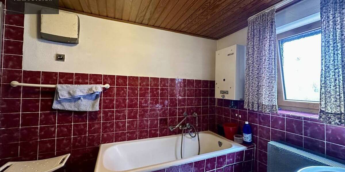 Einfamilienhaus Kulmbach Blaich - 4 Zimmer, 105 m&sup2;, 289.000&euro; | Angebot:26202171