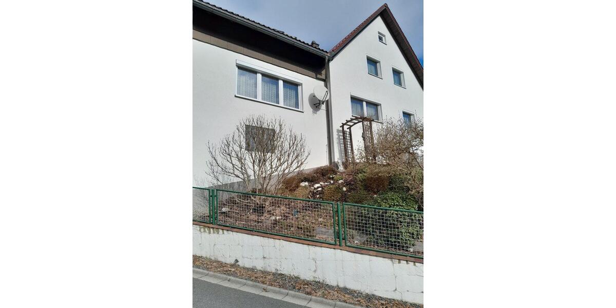 Mehrfamilienhaus, Wohnhaus Warmensteinach - 7 Zimmer, 160 m&sup2;, 349.000&euro; | Angebot:15094274