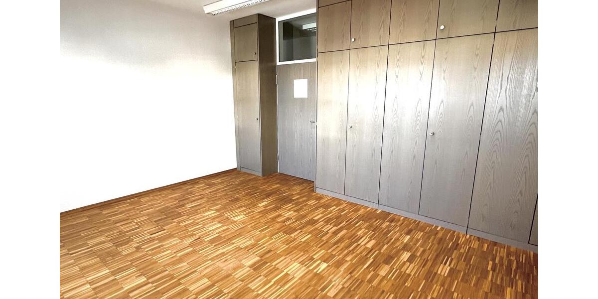 Gewerbeobjekt Bayreuth City - 2.860&euro; | Angebot:25223520