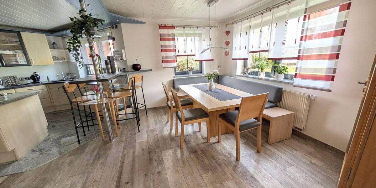 Einfamilienhaus Goldkronach/ Dressendorf Dressendorf - 7 Zimmer, 232 m&sup2;, 765.000&euro; | Angebot:26641486