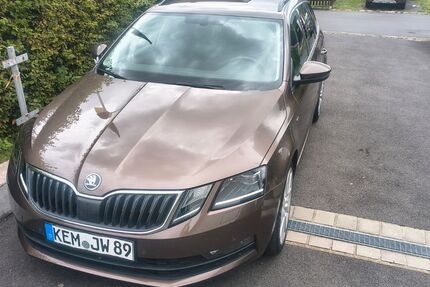 Skoda Octavia 189.000 km 11.600 &euro; Neusorg 95700