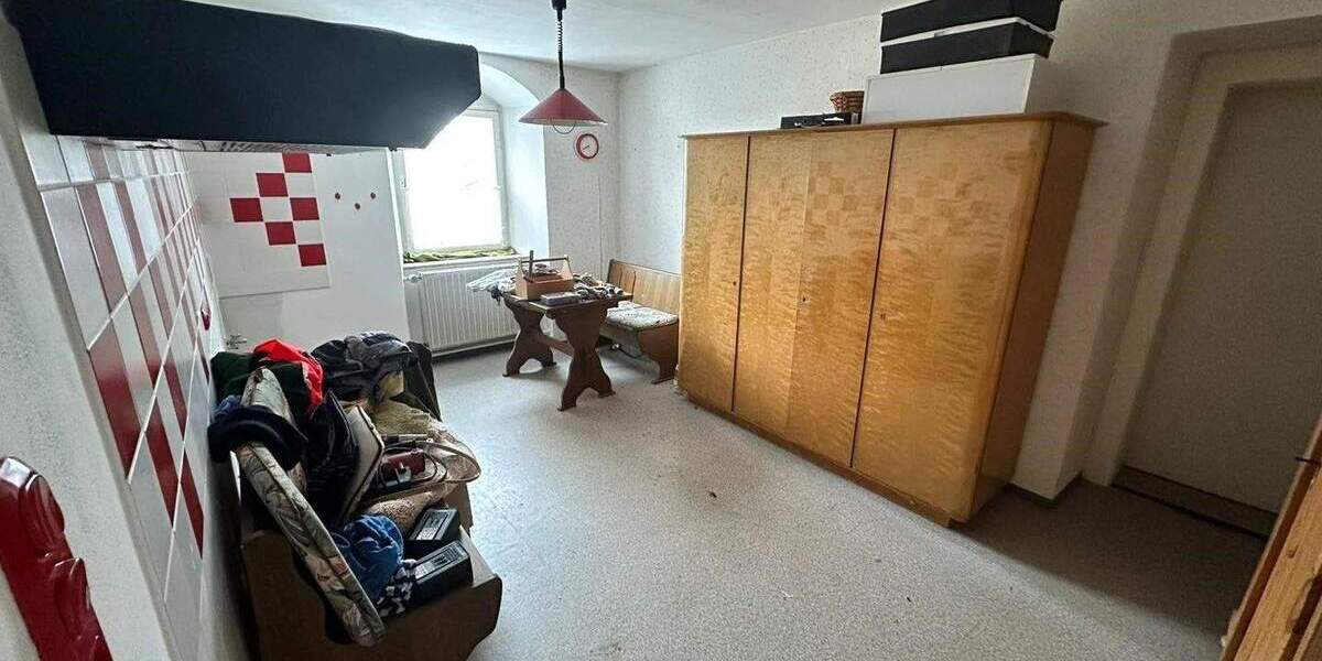 Einfamilienhaus Thurnau - 8 Zimmer, 239 m&sup2;, 249.000&euro; | Angebot:25746574