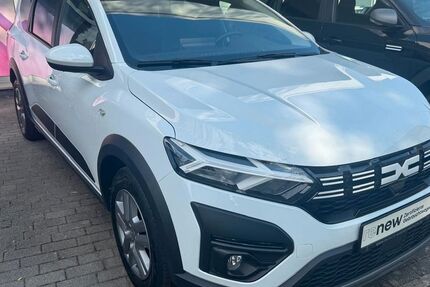 Dacia Jogger 83.500 km 15.990 &euro; Bayreuth 95448